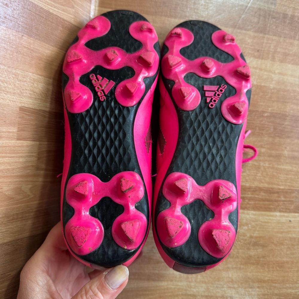 Adidas Goletto VIII FG youth soccer cleat in "Shock Pink" and black. Size 3 - Picture 7 of 11